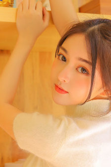 美丽女邻居3